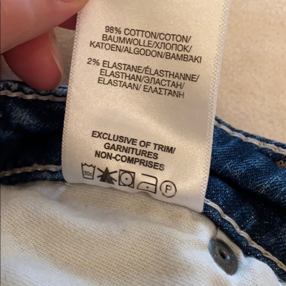 Silver Jeans “Sam” Shorts Size 26 - Picture 5 of 10
